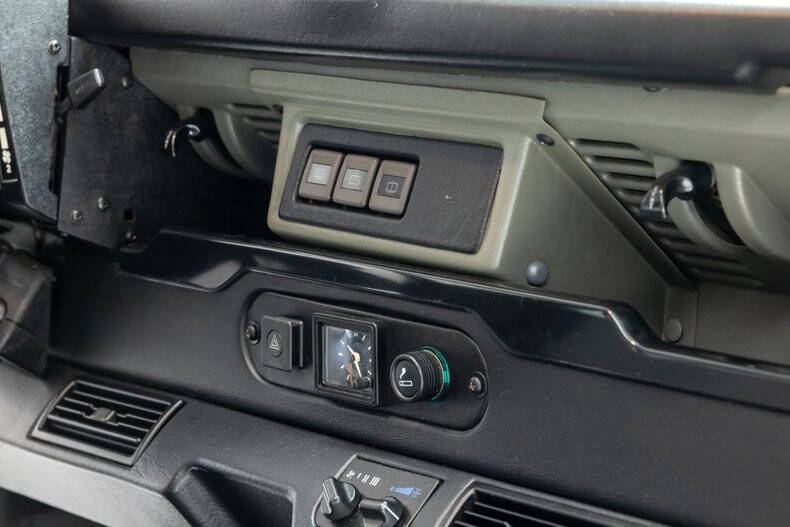 1997 Land Rover Defender 90