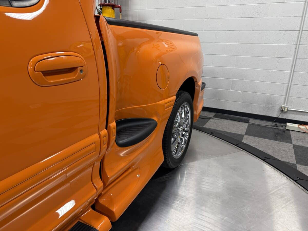 2003 Ford F-150 22