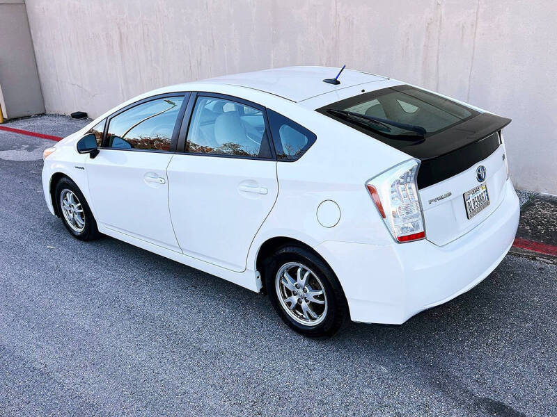 2010 Toyota Prius V