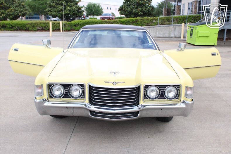 1972 Ford Thunderbird