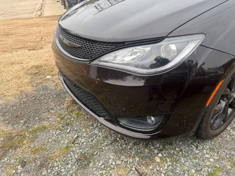 2018 Chrysler Pacifica Touring Plus