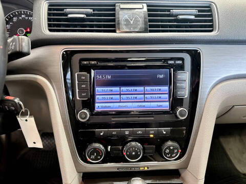 2014 Volkswagen Passat