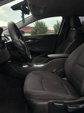 2018 Chevrolet Malibu LS