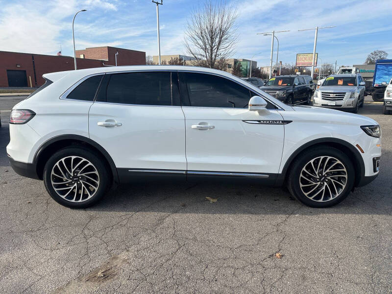 2020 Lincoln Nautilus Reserve