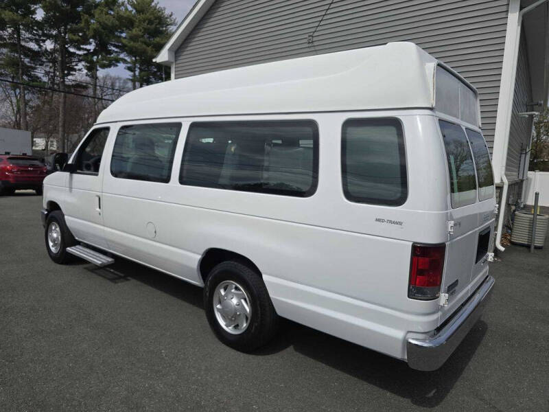 2012 Ford E-Series E-250
