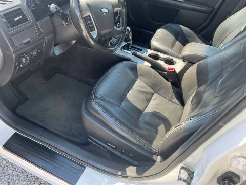 2011 Ford Fusion SEL