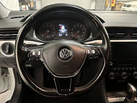 2020 Volkswagen Passat SE