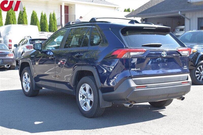 2020 Toyota RAV4 Hybrid XLE