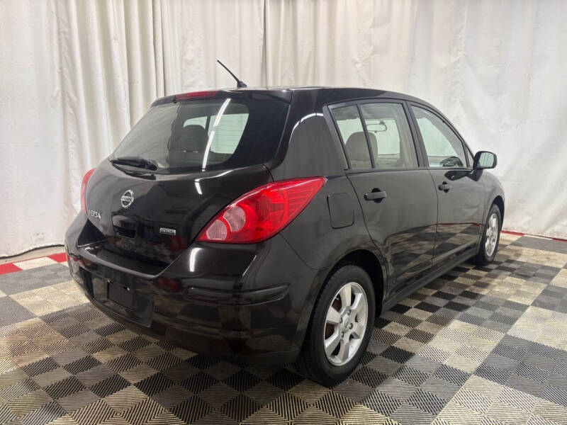 2012 Nissan Versa 1.8 S