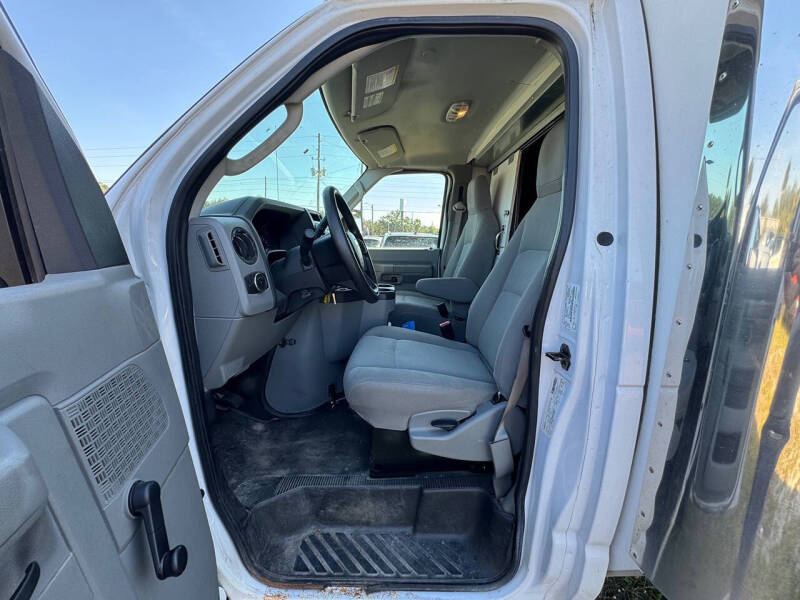 2021 Ford E-Series E-450 SD