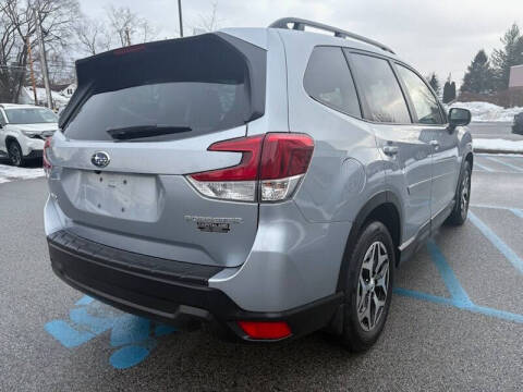 2023 Subaru Forester Premium