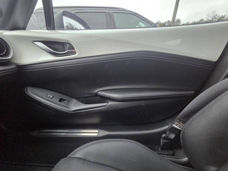 2023 Mazda MX-5 Miata RF Grand Touring