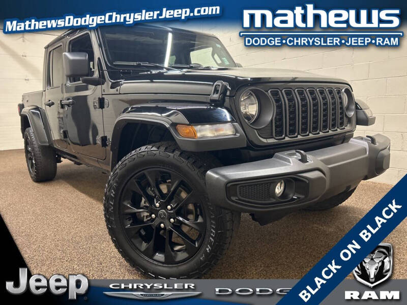 2024 Jeep Gladiator NightHawk