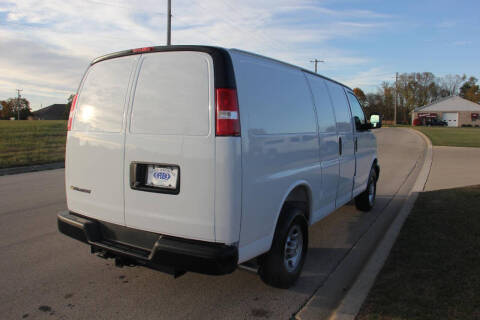 2025 Chevrolet Express 3500