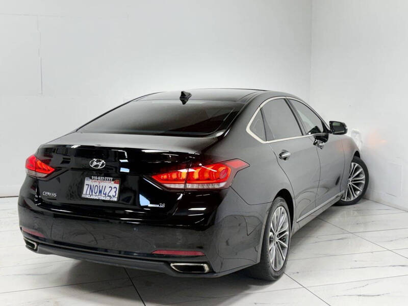 2015 Hyundai Genesis