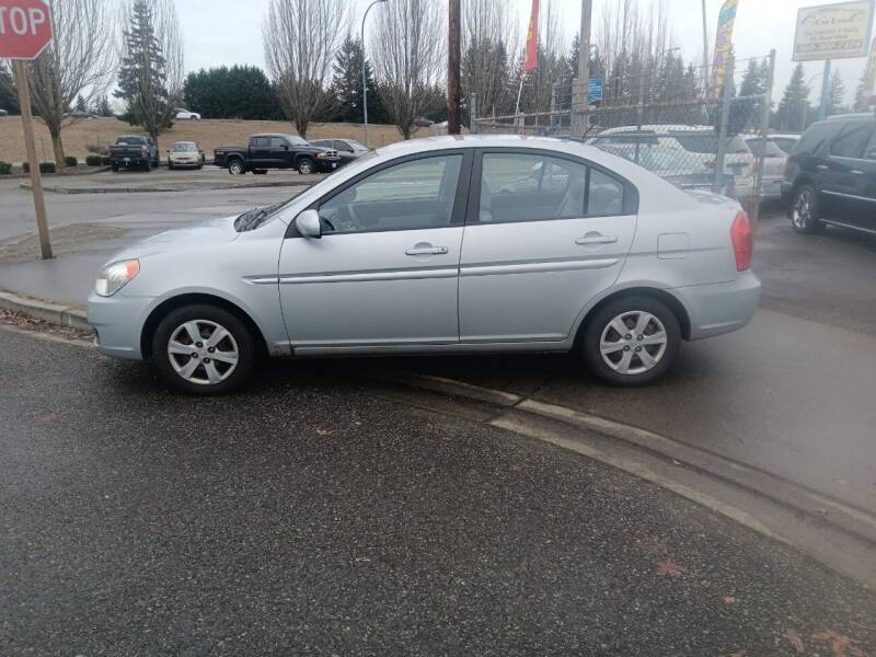 2010 Hyundai Accent for sale at Car Link Auto Sales LLC in Marysville WA