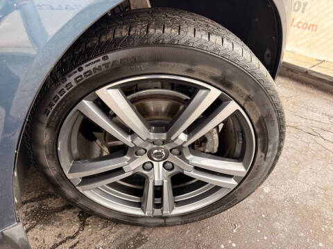 2020 Volvo XC60 T5 Momentum