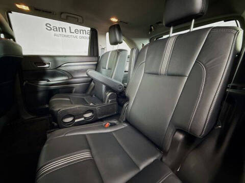 2017 Toyota Highlander SE