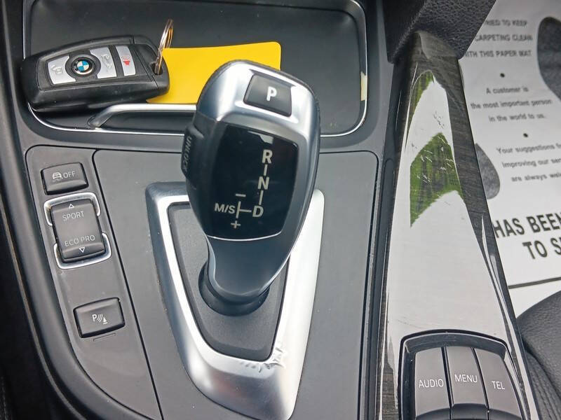 2016 BMW 3 Series 320i