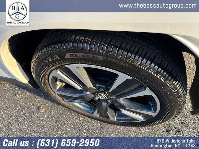 2024 Lexus UX 250h Premium