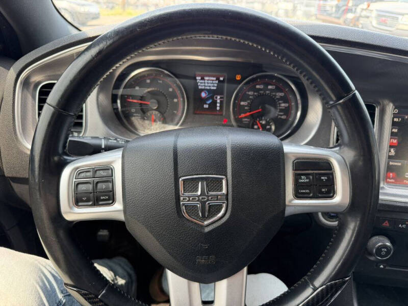 2012 Dodge Charger SXT