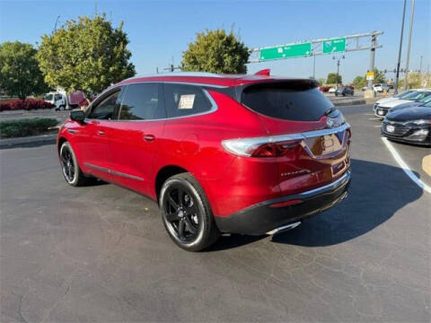 2023 Buick Enclave Essence