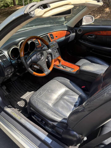 2003 Lexus SC 430