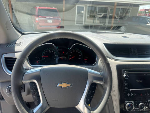 2017 Chevrolet Traverse Premier