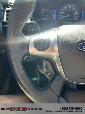 2017 Ford C-MAX Hybrid SE