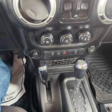 2013 Jeep Wrangler Unlimited Sahara