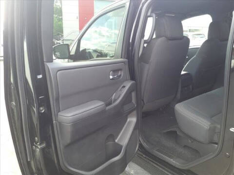 2023 Nissan Frontier SV