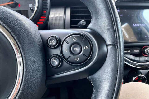 2017 MINI Hardtop 4 Door Cooper