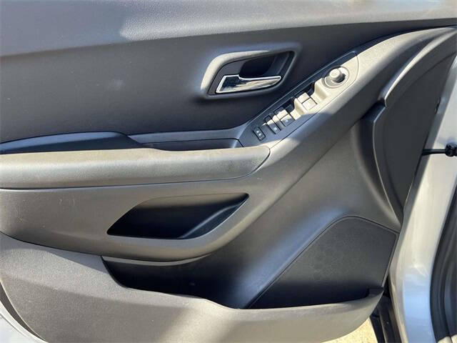 2022 Chevrolet Trax LS