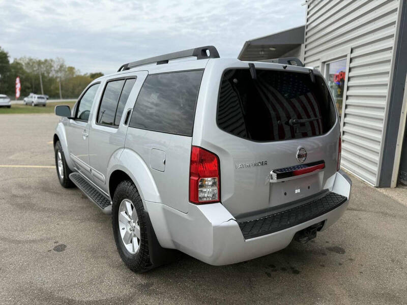2012 Nissan Pathfinder SV