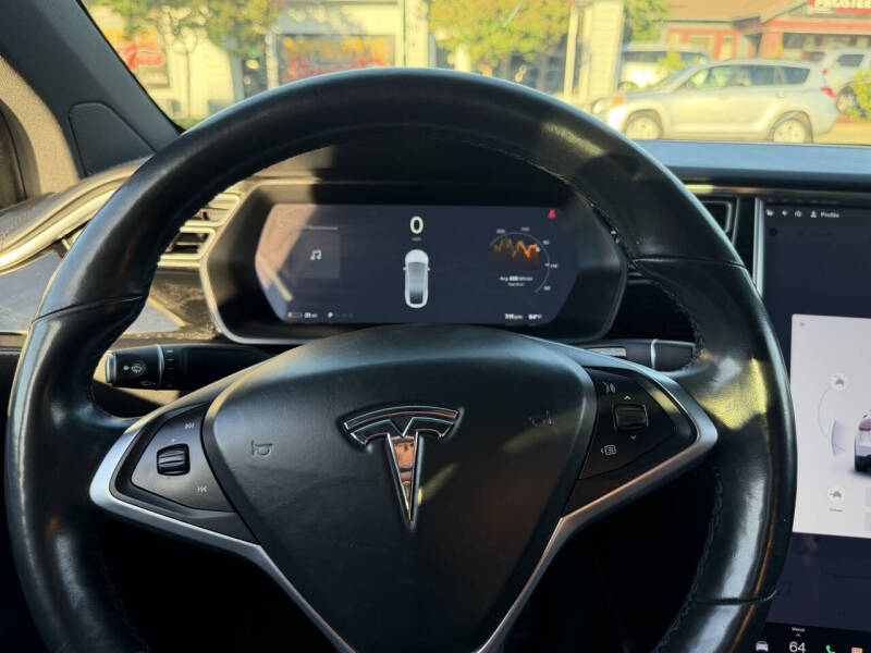2017 Tesla Model X 75D