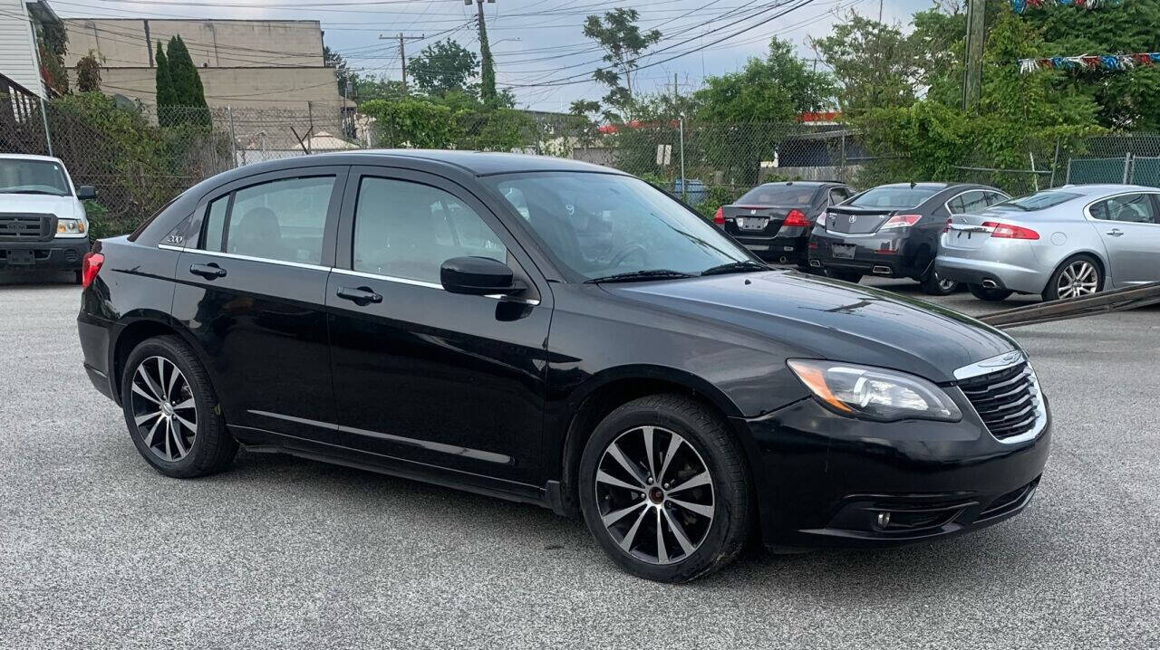 Black 2014 Chrysler 200 Touring Touring 4dr Sedan 1