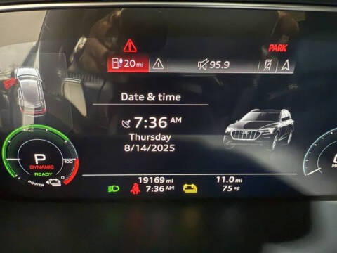 2019 Audi e-tron quattro Premium Plus