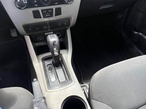 2009 Ford Focus SES