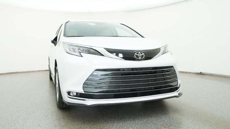 2026 Toyota Sienna Limited 7-Passenger