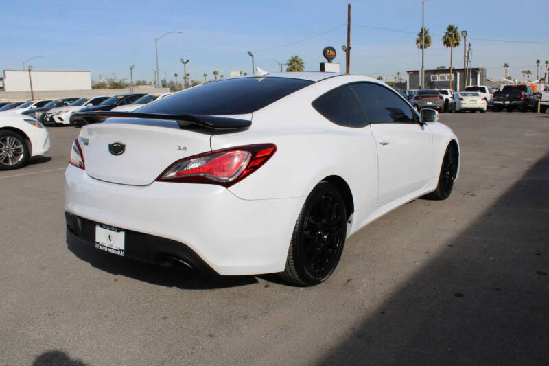 2016 Hyundai Genesis Coupe