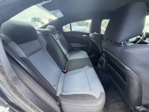 2016 Dodge Charger SXT
