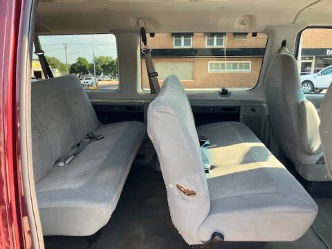 2006 Ford E-Series E-350 SD XLT