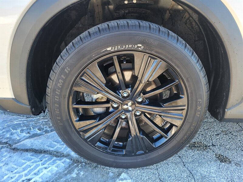 2019 Mitsubishi Eclipse Cross LE