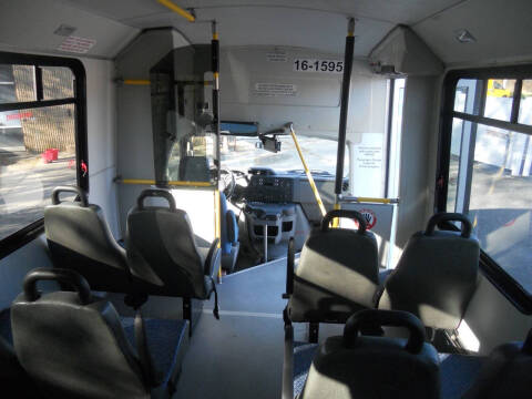 2013 Ford E-Series E-450 SD