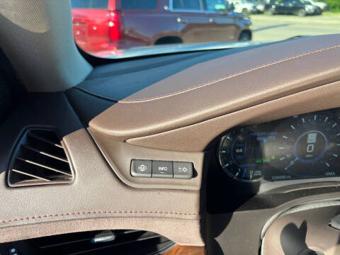 2017 Cadillac Escalade ESV Luxury