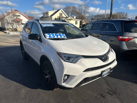 2018 Toyota RAV4 for sale at AM AUTO SALES LLC in Milwaukee WI
