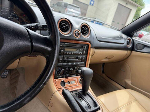 2000 Mazda MX-5 Miata