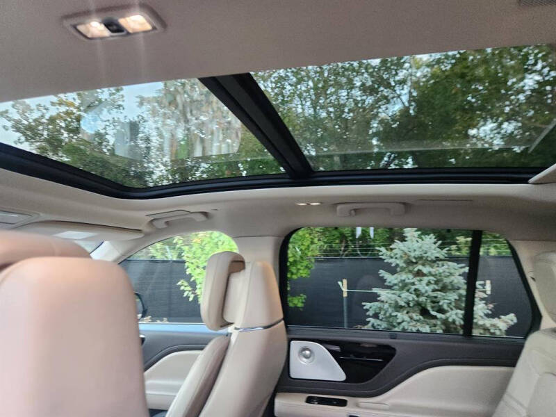 2022 Lincoln Aviator Reserve