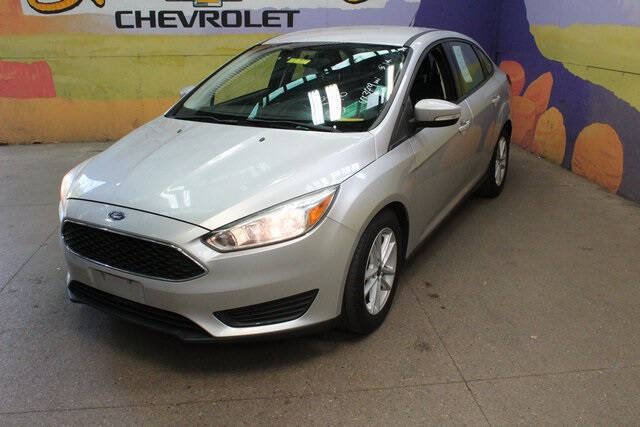 Used 2017 Ford Focus SE with VIN 1FADP3F29HL319940 for sale in Grand Ledge, MI