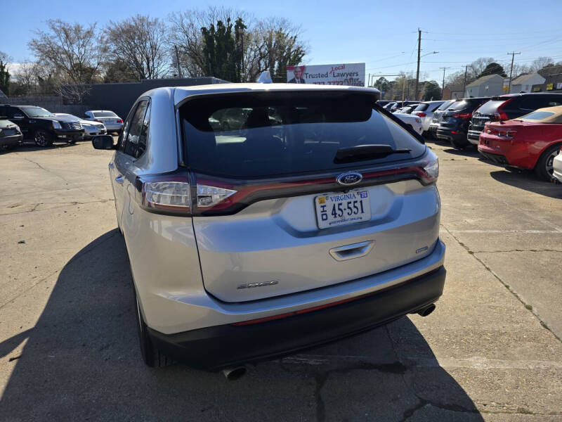 2018 Ford Edge SE